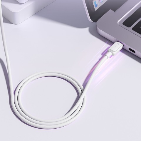 
USB-C 60W 1,2 m įkrovimo laidas – baltas
