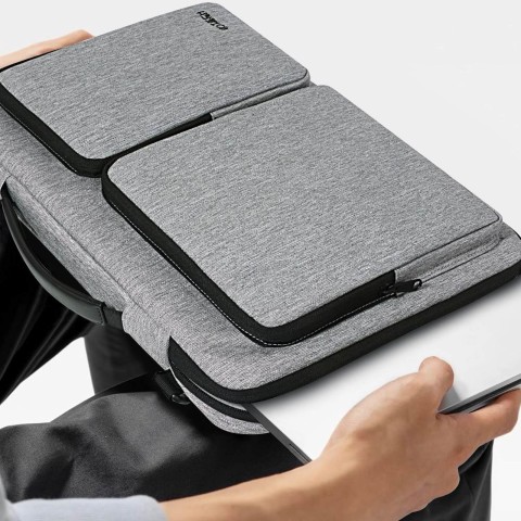 
„Defender Bag“ dėklas 15–16 colių nešiojamajam kompiuteriui – pilkas
