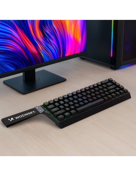 
USB-A RGB mechaninė žaidimų klaviatūra su foniniu apšvietimu - juoda
