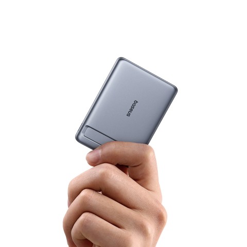 
Itin plonas 5000 mAh talpos išorinis akumuliatorius su stovu ir „PicoGo AM31 Qi2 MagSafe 20W“ laidu – pilkas
