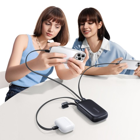
„EnerFill FC21 Qpow 3 Ultra“ 10000mAh 45W išorinė baterija su laido dirželiu - juoda

