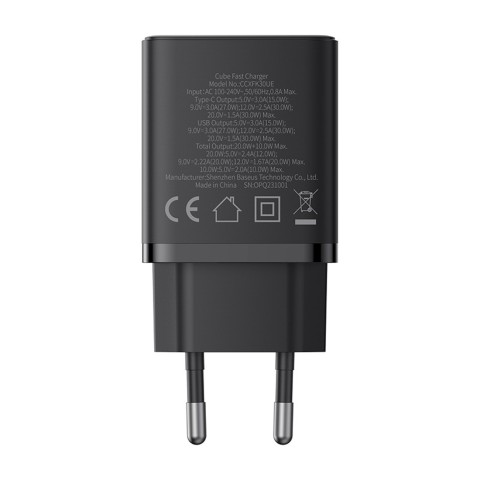 
„Cube Pro“ 30 W USB-C ir USB-A sieninis įkroviklis – juodas
