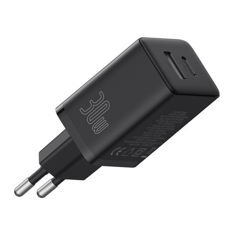 
„Cube Pro“ 30 W USB-C ir USB-A sieninis įkroviklis – juodas
