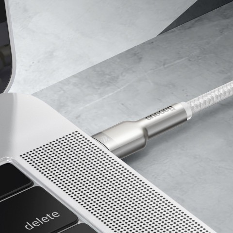 
„Cafule Metal“ 100 W 2 m USB-C laidas – baltas
