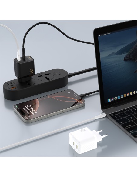 
2xUSB-C GaN PD 45W sieninis įkroviklis - juodas
