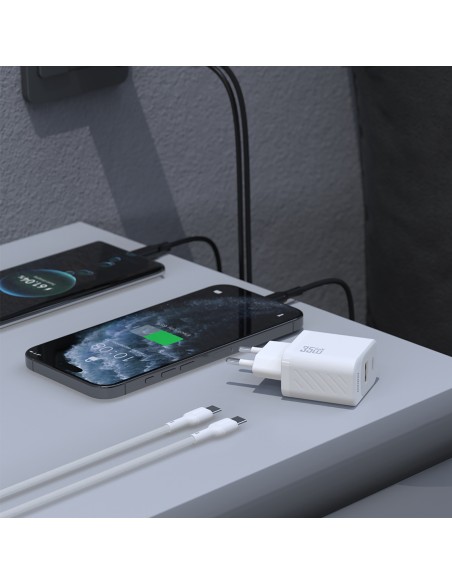 
USB-A USB-C sieninis įkroviklis su USB-C PD QC 35W laidu – baltas
