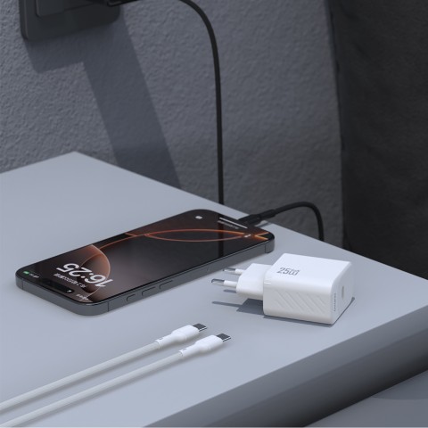
USB-C sieninis įkroviklis su USB-C GaN PD 25W laidu – baltas
