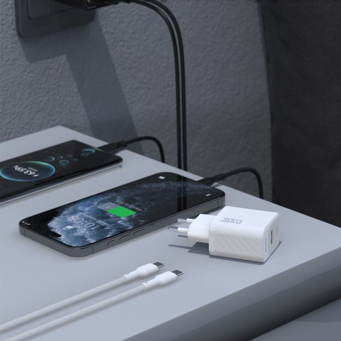 
USB-A USB-C sieninis įkroviklis su USB-C GaN PD 30W laidu – juodas
