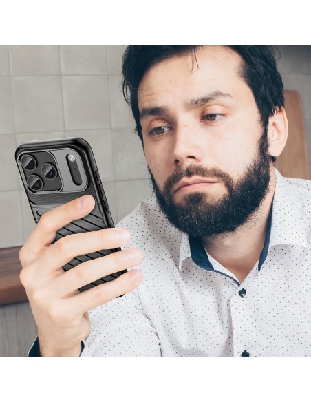
„iPhone 17 Pro“ „Thunder“ dėklas – juodas
