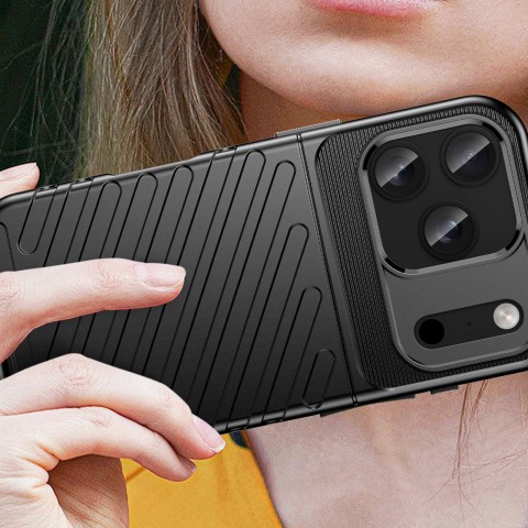 
„iPhone 17 Pro Max“ galinis dangtelis „Thunder Case“ – juodas
