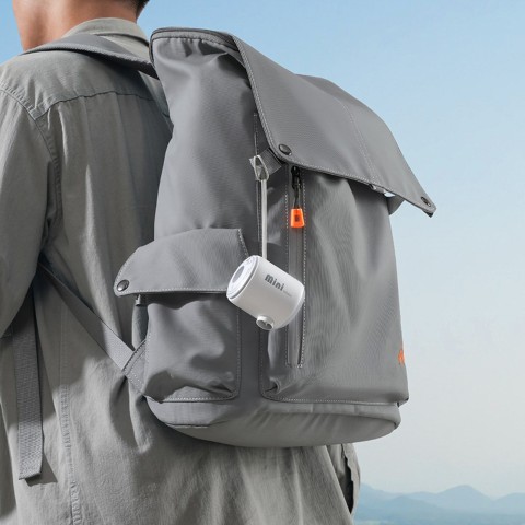 
Nešiojama įkraunama kelioninė pompa su 4 USB-C antgaliais - balta
