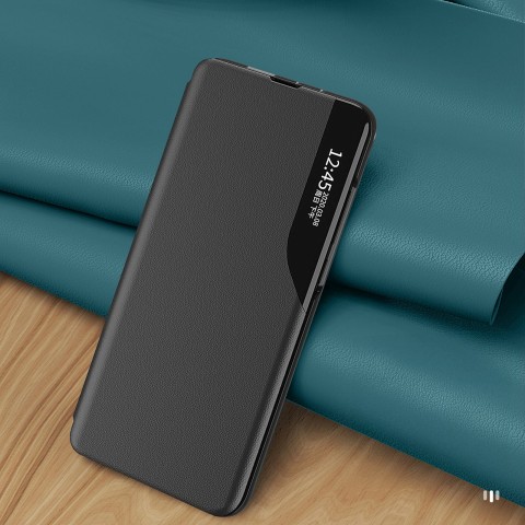 
„Samsung Galaxy S24 FE“ ekologiškos odos dėklas su atlenkiama ir stovu – juodas
