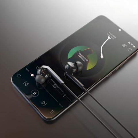 
X3+ USB-C laidinės į ausis įdedamos ausinės – juodos
