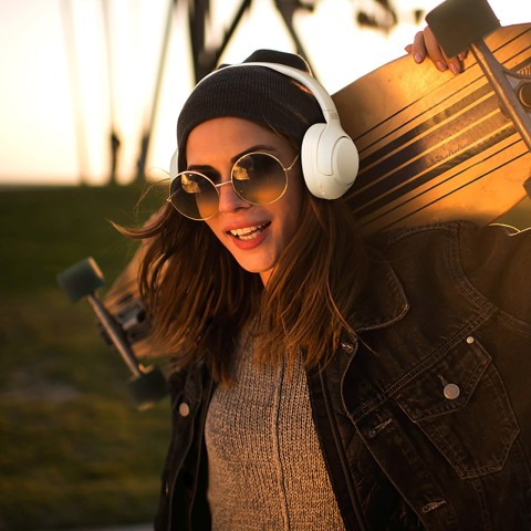 
H3 ANC belaidės „Bluetooth“ didelės raiškos garso ausinės – baltos
