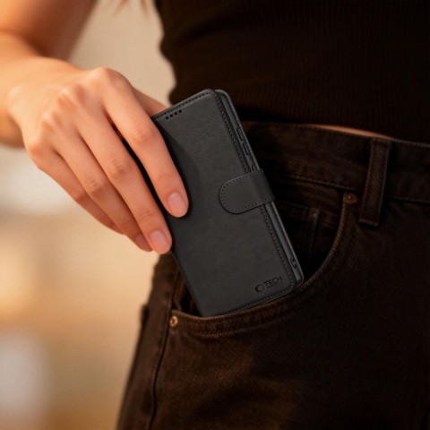 
„Samsung Galaxy S26 Ultra“ piniginės dėklas su stovu – juodas
