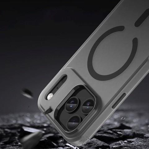 
„iPhone 17 Pro“ magnetinis abrazyvinis „MagSafe“ dėklas – matinės juodos spalvos
