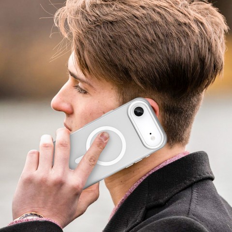 
„iPhone 17 Air“ magnetinis abrazyvinis „MagSafe“ dėklas – matinės baltos spalvos
