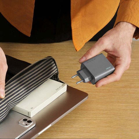 
USB-C USB-A GaN 65W sieninis įkroviklis – pilkas
