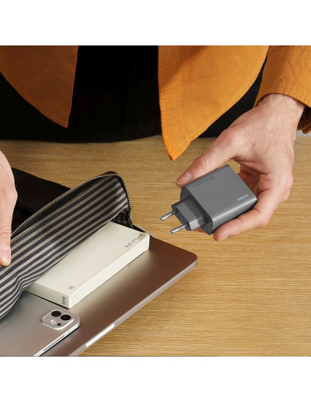 
USB-C USB-A GaN 65W sieninis įkroviklis – pilkas
