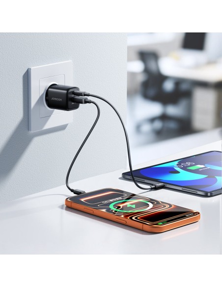 
USB-A USB-C 33W sieninis įkroviklis – juodas

