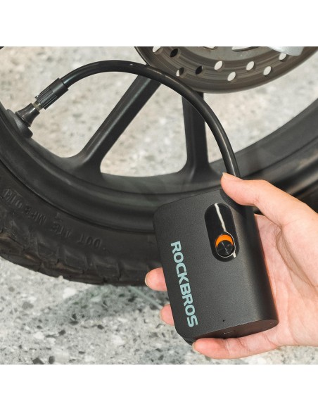 
„Schrader“ USB-C 70 psi belaidis padangų kompresorius sportiniams aksesuarams
