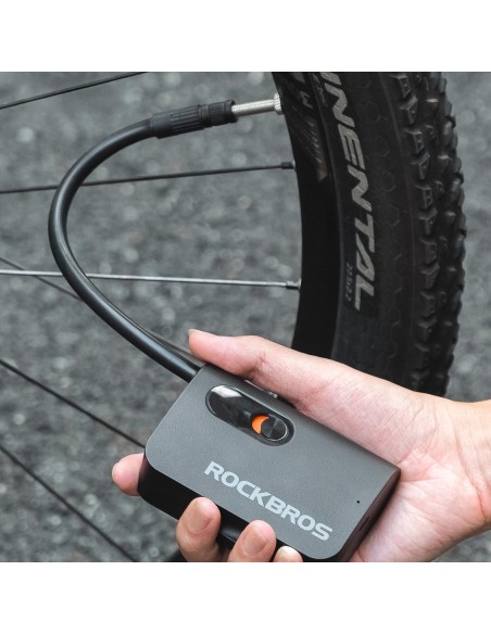 
„Schrader“ USB-C 70 psi belaidis padangų kompresorius sportiniams aksesuarams
