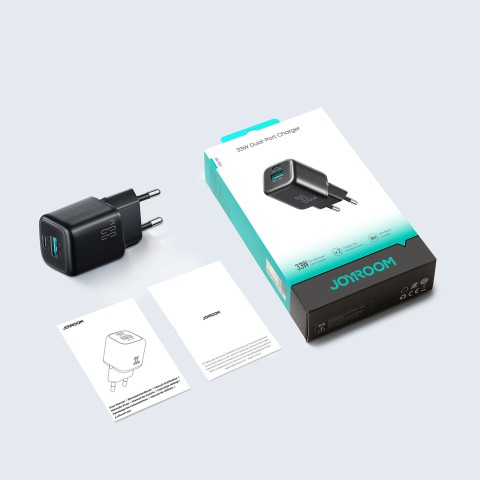 
33 W USB-A USB-C sieninis įkroviklis su 60 W USB-C–USB-C 1 m laidu – juodas
