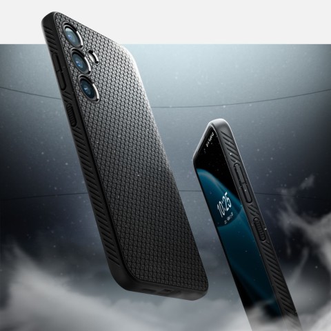 
„Samsung Galaxy S24 Liquid Air“ dėklas – matinės juodos spalvos
