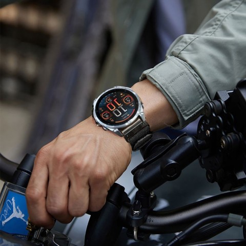 
Nailoninis dirželis Garmin Fenix 51mm telefonui – juodas
