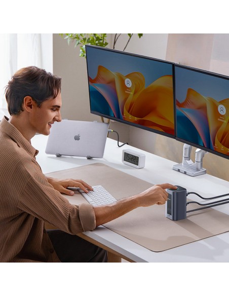 
„HUB 12-in-1“ prijungimo stotelė USB-C į USB-C USB-A HDMI DisplayPort Rj45 - pilka
