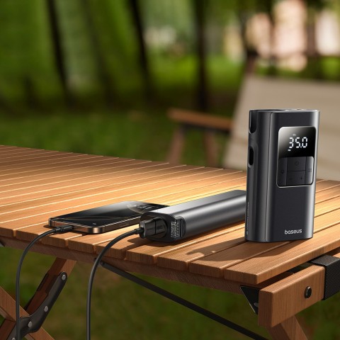 
2 viename padangų pripūtimo prietaisas su žibintuvėliu ir išorine baterija, 6000mAh, 75W, juodas
