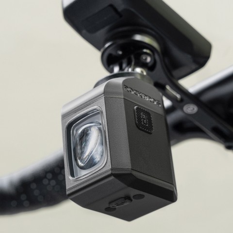 
Įkraunamas priekinis dviračio žibintas su nuotolinio valdymo pultu 10m 4000 mAh 1600lm - juodas
