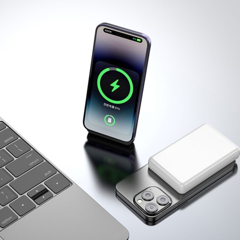 
K14S 5000mAh magnetinis išorinis akumuliatorius USB-A USB-C 20W – baltas
