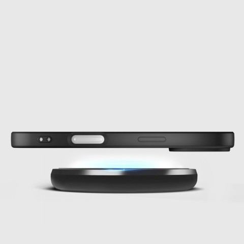 
„iPhone 17 Instinct“ dėklas – juodas
