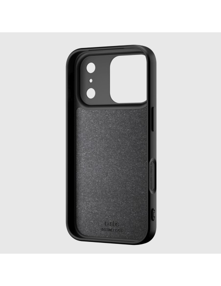 
„iPhone 17 Pro Instinct“ dėklas – juodas
