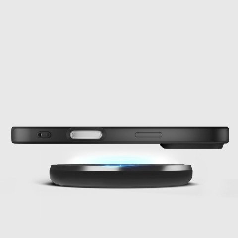 
„iPhone 17 Pro Instinct“ dėklas – juodas
