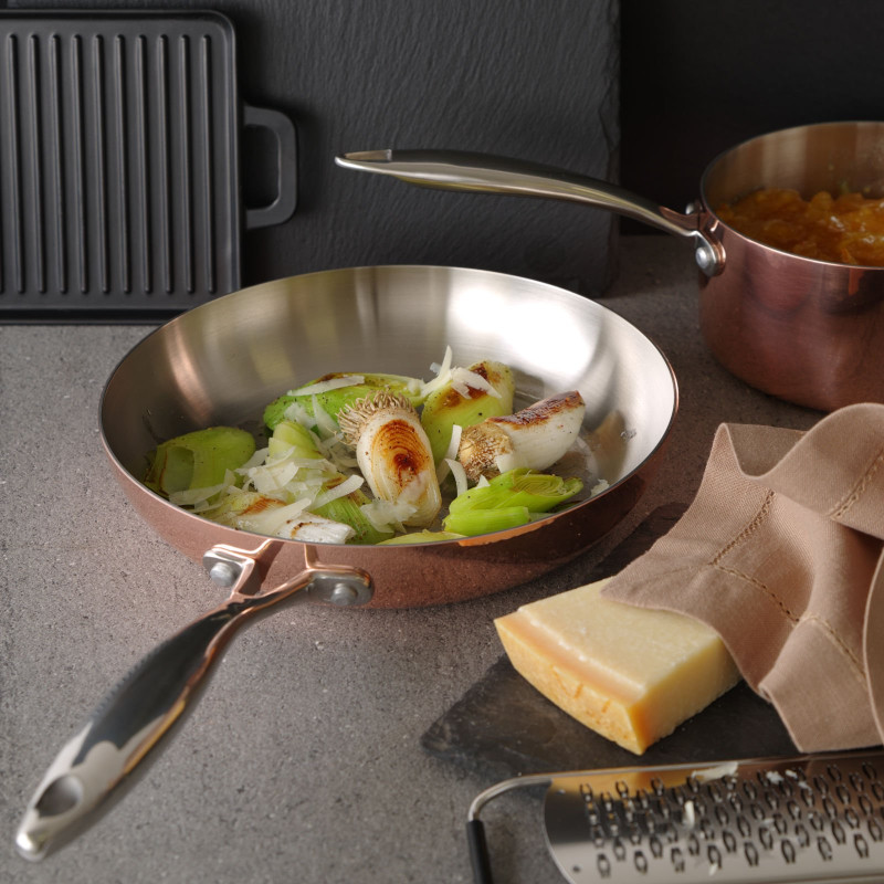 Indukcinė varinė keptuvė 240 x 50 mm - Hendi 607060