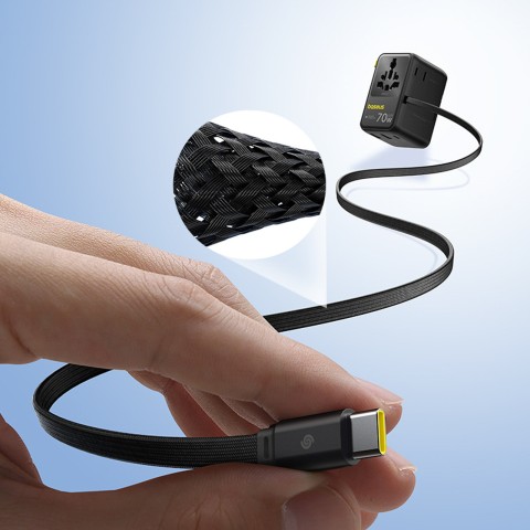 
6 viename kelioninis adapteris su ištraukiamu USB-C laidu, 70 W – juodas
