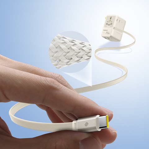 
6 viename kelioninis adapteris su ištraukiamu USB-C laidu, 70 W – baltas
