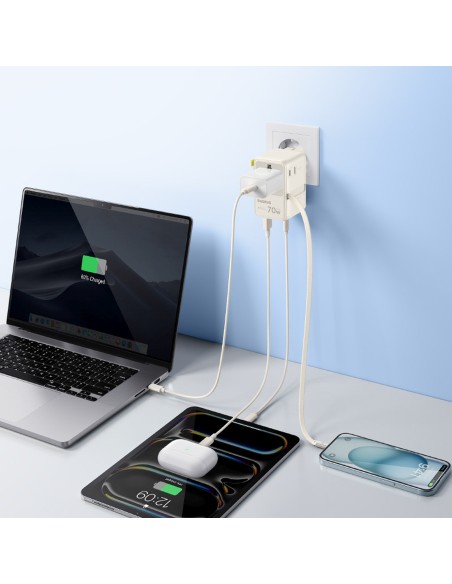 
6 viename kelioninis adapteris su ištraukiamu USB-C laidu, 70 W – baltas
