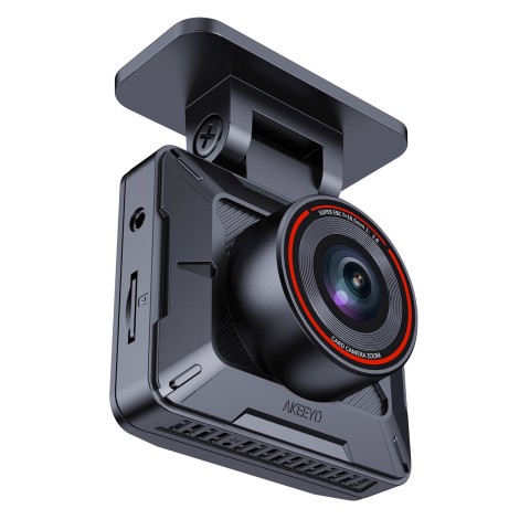 
P1 „FullHD“ 30 kadrų per sekundę vaizdo registratorius automobiliui – juodas
