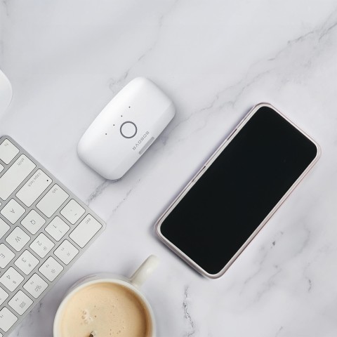 
Išorinė baterija B2, skirta BoboVR M1 / M2 / M3 galvos juostoms, 5200mAh - balta
