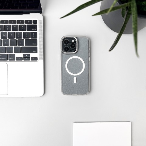 
„iPhone 16 Pro“ blizgučių dėklas „MagSafe“ – baltas su blizgučiais
