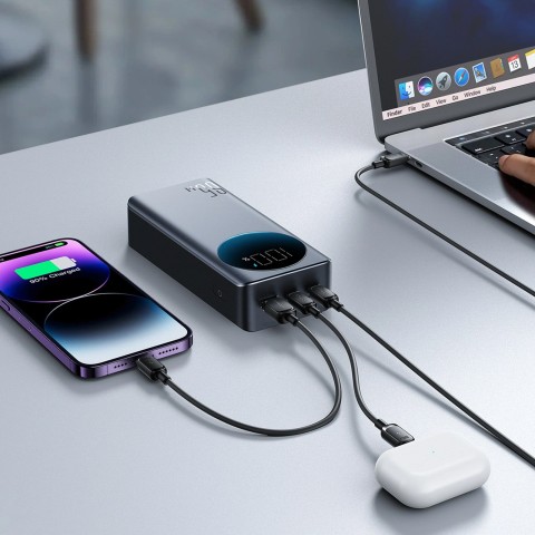 
Nešiojamoji baterija 30000mAh USB-A USB-C su ekranu 65W - juoda
