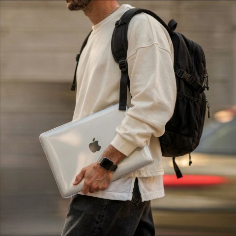 
„MacBook Neo 13& 39 & 39 2026“ minkštas dėklas – permatomas
