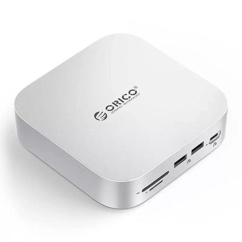 
9 viename prijungimo stotelė USB-A USB-C RJ45 SD TF mini lizdas - sidabrinė
