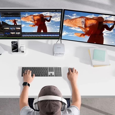 
9 viename prijungimo stotelė USB-A USB-C RJ45 SD TF mini lizdas - sidabrinė

