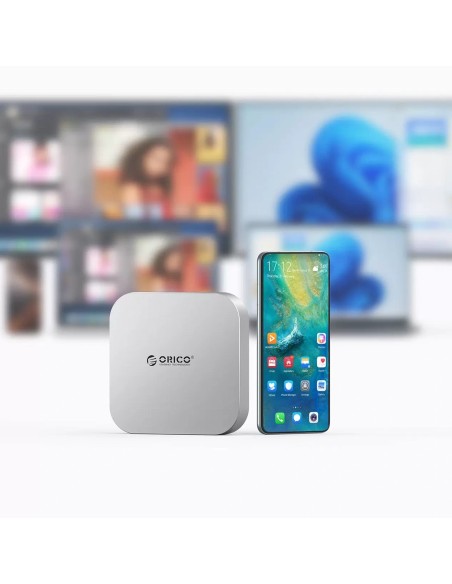 
9 viename prijungimo stotelė USB-A USB-C RJ45 SD TF mini lizdas - sidabrinė
