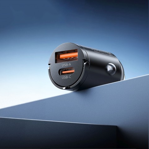 
USB-A USB-C 30W automobilinis įkroviklis – juodas
