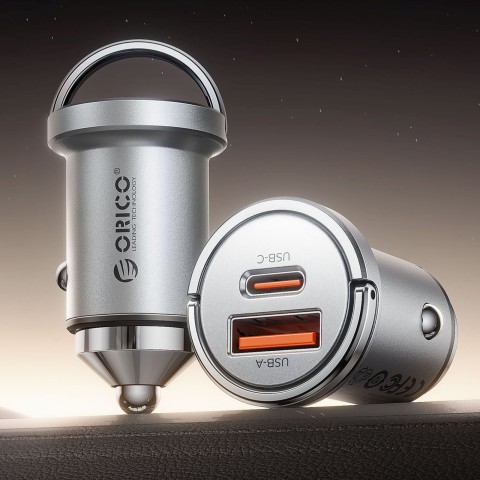 
USB-A USB-C 45W automobilinis įkroviklis – sidabrinis
